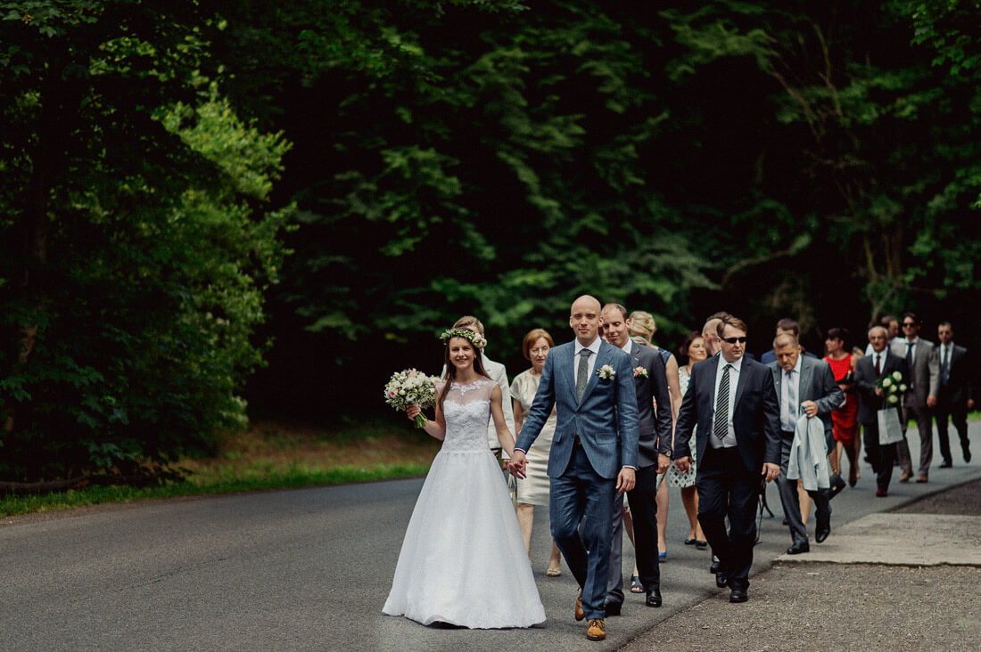 Para Młoda idzie na ślub w Ojcowie, Sfotografowani Marcin Pluta, Zdjęcia z wesela
