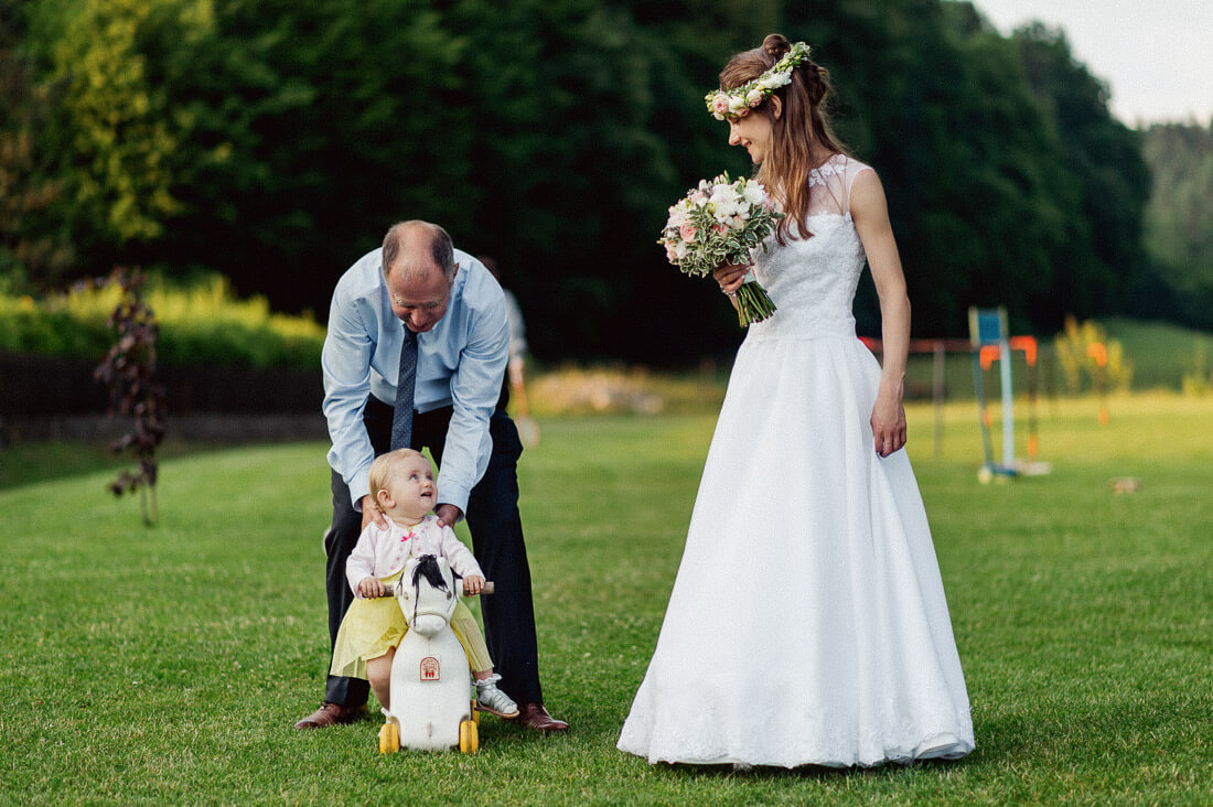 Panna Młoda i dziecko, Zdjęcia z wesela, Najlepszy fotograf ślubny