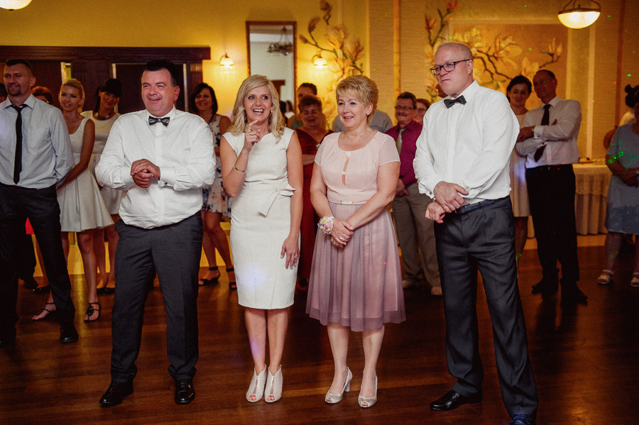 Fotograf ślubny Olkusz - Sfotografowani Marcin Pluta Podziękowanie dla rodziców, Fotografia ślubna Olkusz, Zdjęcia z wesela