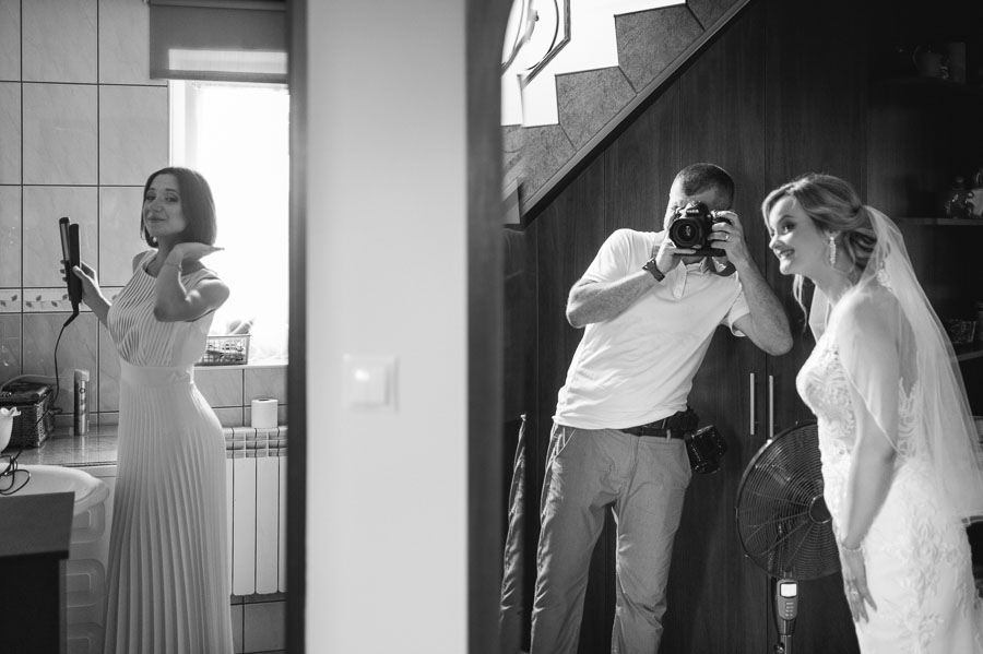 Zdjęcia ślubne Kraków - Sfotografowani Marcin Pluta Fotograf na zdjęciu, Marcin Pluta fotograf ślubny, Naturalna sesja ślubna