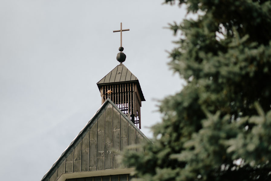 Fotograf ślubny Kraków - Sfotografowani Marcin Pluta Kościół Najświętszego Serca Pana Jezusa w Rącznej