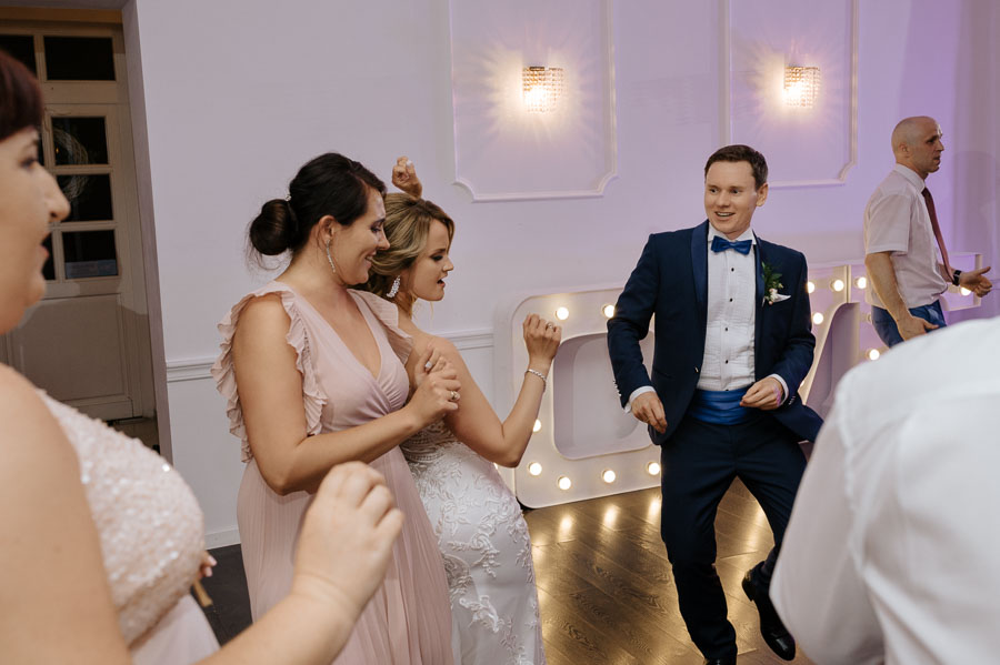 Zdjęcia ślubne Kraków - Sfotografowani Marcin Pluta Szalona zabawa weselna, Fotograf na wesele, Sesja ślubna Kraków