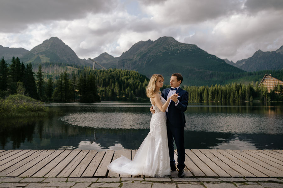 Jezioro Szczyrbskie na Słowacji, Romantyczna sesja ślubna, Sfotografowani reportaż ślubny