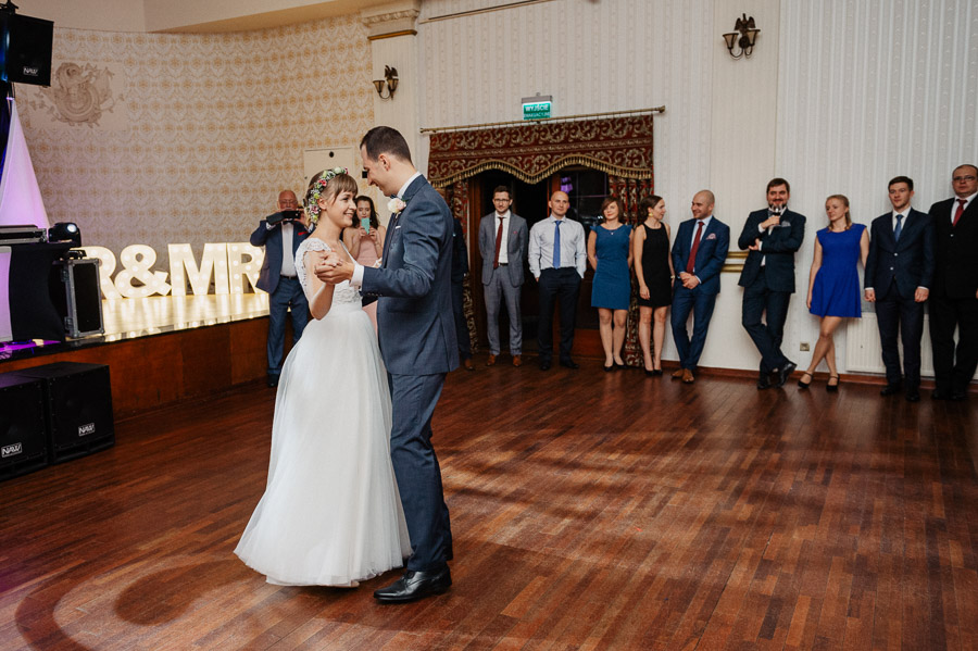 Pierwszy taniec, Fotograf ślubny daje radę, Naturalny reportaż zdjęciowy