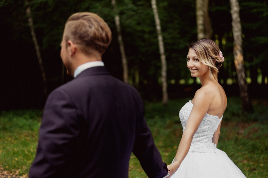 Fotograf ślubny Śląsk - Sfotografowani Marcin Pluta W lesie, Sesja plenerowa Śląsk, Sesja plenerowa naturalna