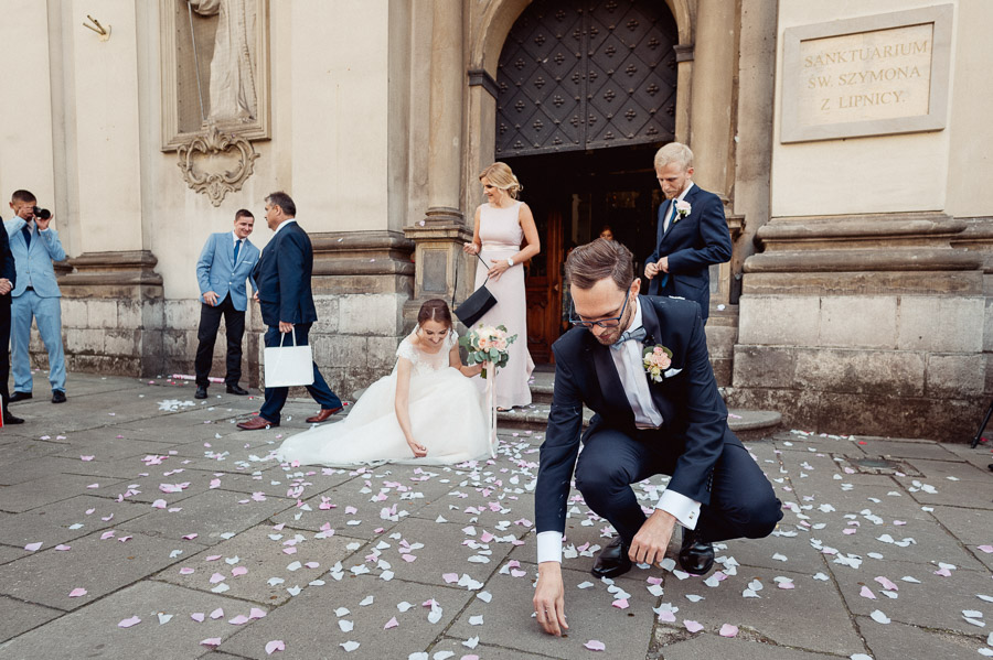 Fotografia Ślubna Kraków - Sfotografowani Marcin Pluta Zbieranie pieniędzy, Romantyczny Ślub, Najlepszy fotograf ślubny