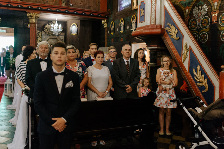 Fotografia Ślubna Małopolska - Sfotografowani Marcin Pluta Rodzina Pary Młodej, Fotografia ślubna, Naturalne zdjęcia ślubne
