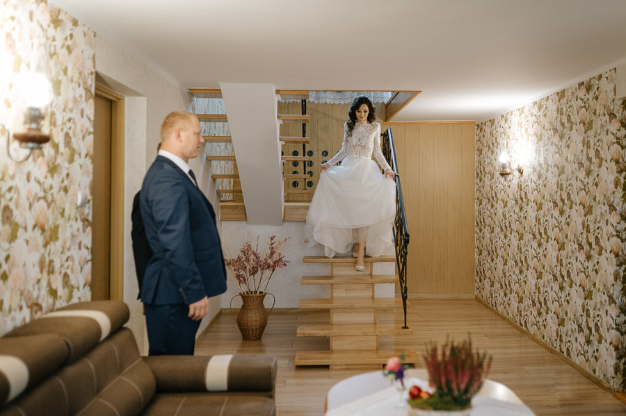 Zejście pani Młodej, Powitanie Pana Młodego, Dobry fotograf ślubny