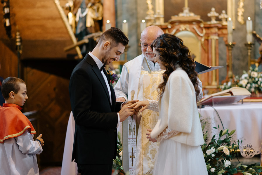 Fotograf na ślub, Zakładanie obrączek, Reportaż zdjęciowy ze ślubu