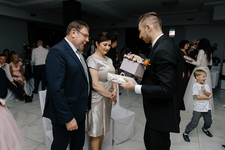 Podziękowania dla rodziców, Prezenty dla rodziców, Fotograf na ślub