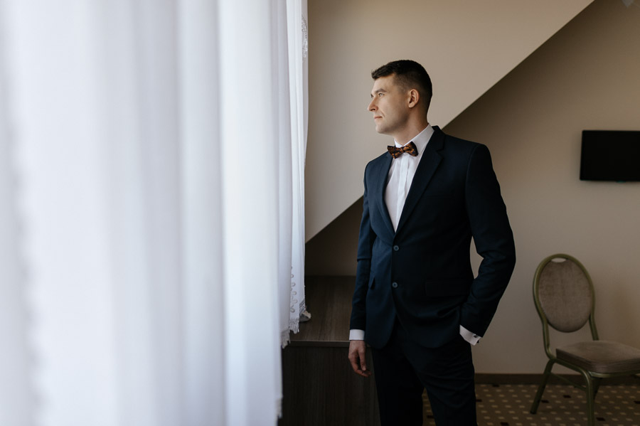 Fotografia Ślubna Kraków - Sfotografowani Marcin Pluta Portret Pana Młodego, Fotografia reportażowa, Piękna fotografia ślubna