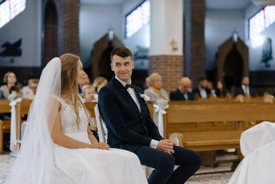 Fotografia Ślubna Kraków - Sfotografowani Marcin Pluta Spojrzenie na Pannę Młodą, Fotograf Marcin Pluta, Sfotografowani fotografia