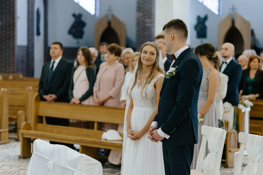 Fotograf ślubny Kraków - Sfotografowani Marcin Pluta Gest na ślubie, Ślubny reportaż naturalny, Kraków zdjęcia ślubne