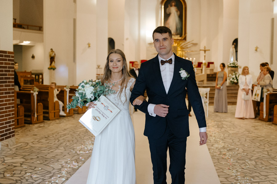 Fotograf ślubny Kraków - Sfotografowani Marcin Pluta Wyjście z kościoła, Sala weselna, Zdjęcia ślubne Kraków