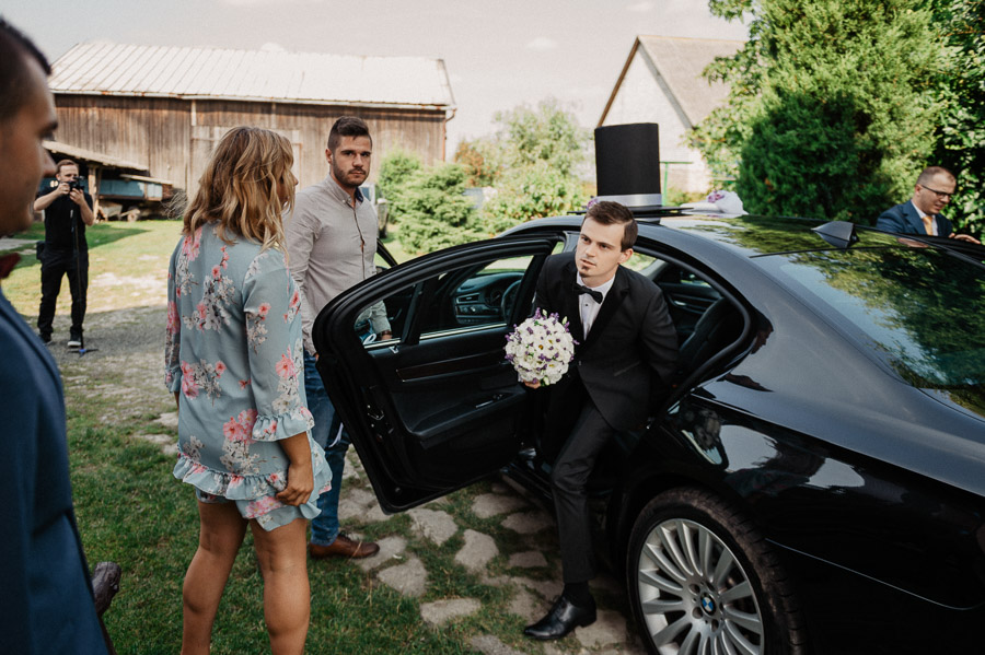 Fotografia Ślubna Olkusz - Sfotografowani Marcin Pluta Przyjazd Pana Młodego, Zdjęcia ślubne, Fotograf na wesele