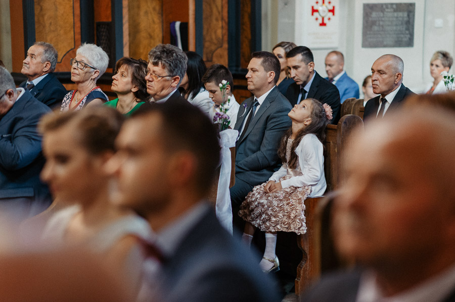 Fotograf ślubny Olkusz - Sfotografowani Marcin Pluta Dzieci na ślubie, Uchwycony moment na ślubie, Romantyczna sesja ślubna