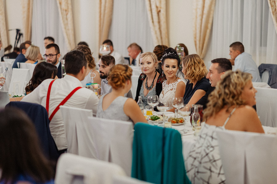 Goście na weselu, Zdjęcie ślubne pozowane, Fotograf Marcin Pluta