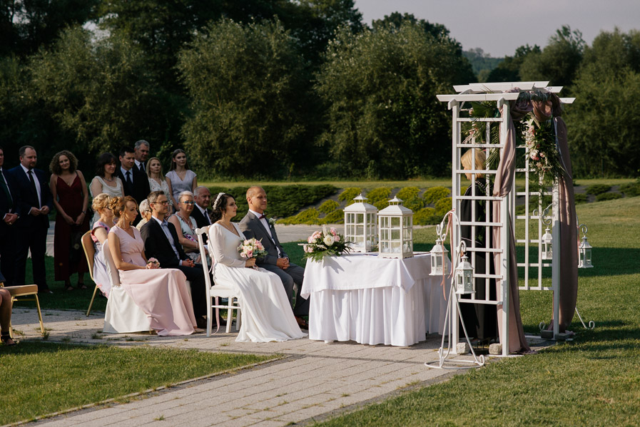 Fotografia Ślubna Olkusz, Klucze - Sfotografowani Marcin Pluta Ślub w ogrodzie Klucze, Fotografia w dniu ślubu, Naturalna fotografia ślubna