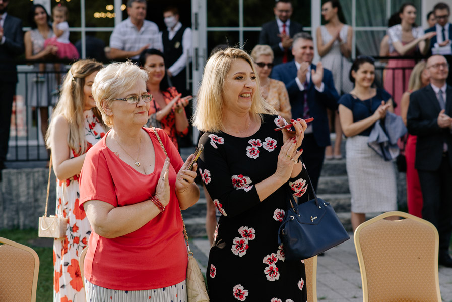 Sfotografowani Marcin Pluta Oklaski dla pary Młodej, Śliczne Zdjęcia ślubne, Dobre zdjęcia ślubne