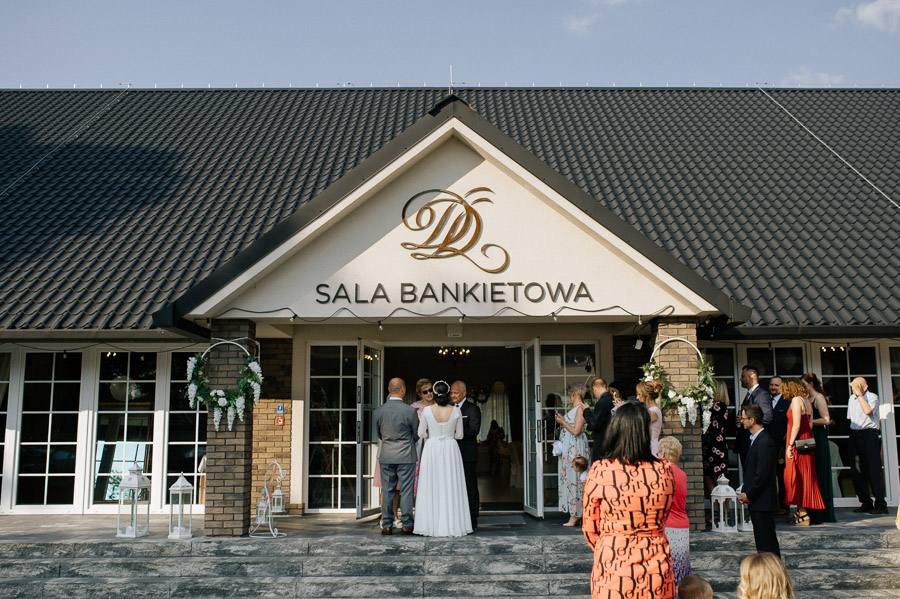 Sala bankietowa w Kluczach - Dworek nad Rozlewiskiem Sala bankietowa w Kluczach - Dworek nad Rozlewiskiem