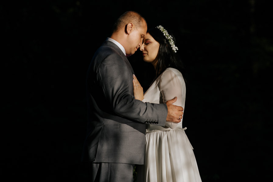 Fotografia Ślubna Olkusz, Klucze - Sfotografowani Marcin Pluta Klucze staw czerwony sesja ślubna, Fotograf na ślub
