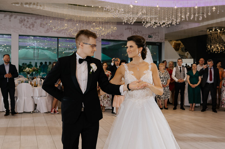 Fotografia Ślubna Częstochowa - Sfotografowani Marcin Pluta Pierwszy taniec, Reportaż zdjęciowy Częstochowa