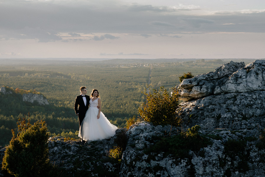 Widok na świat, Romantyczna sesja weselna, Sesja ślubna Częstochowa 