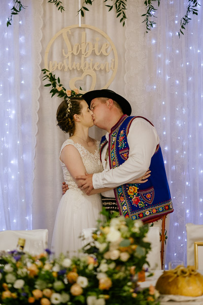 Fotograf ślubny Malopolska - Sromowce Niżne - Sfotografowani Marcin Pluta X, Fotografia Malopolska - Sromowce Niżne, Oczepiny, Malopolska - Sromowce Niżne zdjęcia ślubne