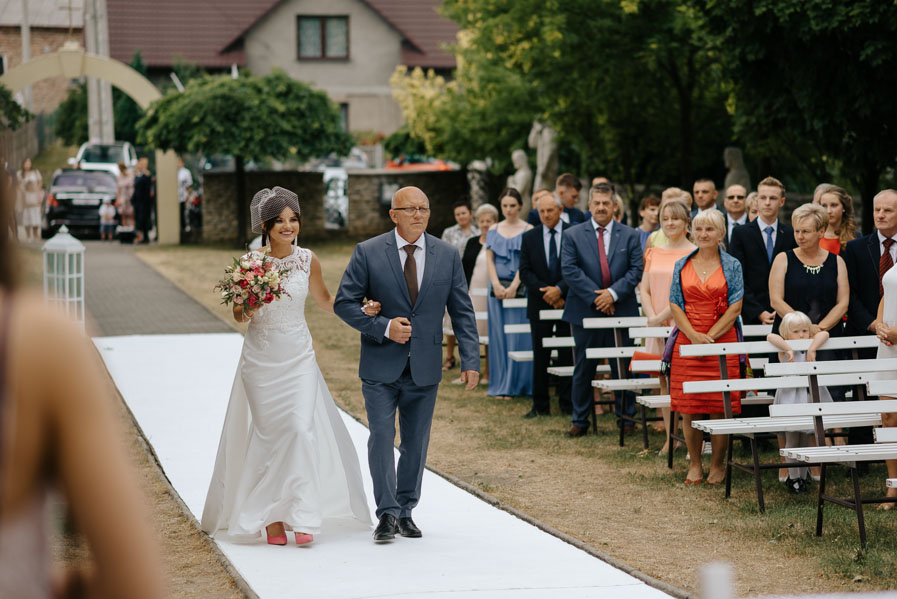 Wejście Pani Młodej, Fotograf na ślub, Reportaż zdjęciowy ze ślubu