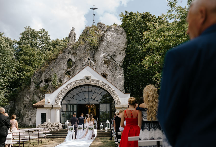 Sanktuarium Matki Boskiej Skałkowej, Zdjęcia ślubne Wolbrom, Fotograf na ślub