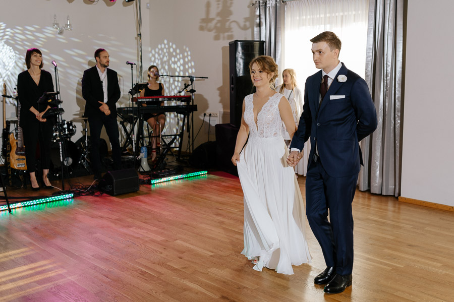 Pierwszy taniec, Fotografia weselna, Piękne kadry ślubne