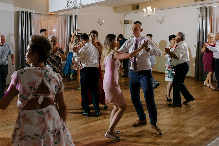 Fotograf ślubny Kraków - Sfotografowani Marcin Pluta Mega zabawa ślubna, Fotografia ślubna blog, Fotografia ślubna cennik