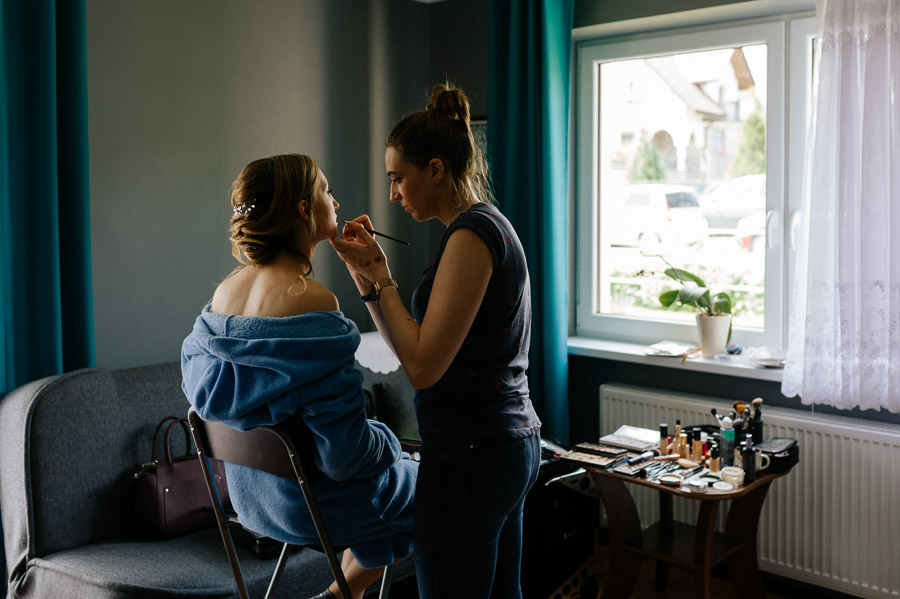 Fotografia Ślubna Kraków - Małopolska - Sfotografowani Marcin Pluta Makijaż Pani Młodej, Marcin Pluta fotograf ślubny, Naturalna sesja ślubna