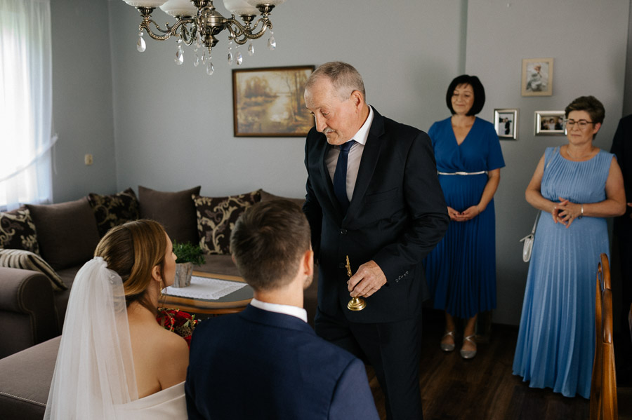 Fotograf ślubny Kraków - Małopolska - Sfotografowani Marcin Pluta Błogosławieństwo, Fotograf na ślub, Galeria fotografii ślubnej
