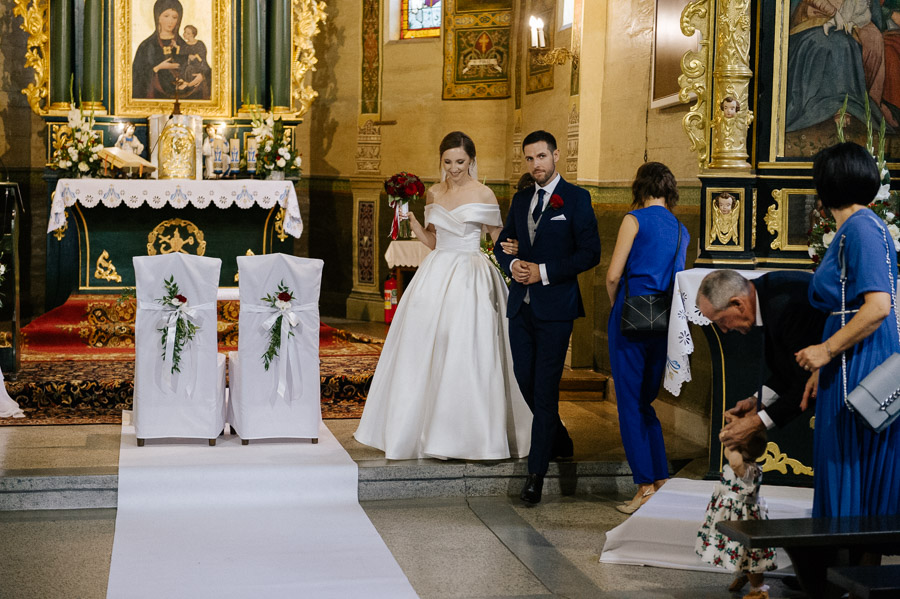 Wyjście z kościoła, Zdjęcia ślubne Kraków - Małopolska