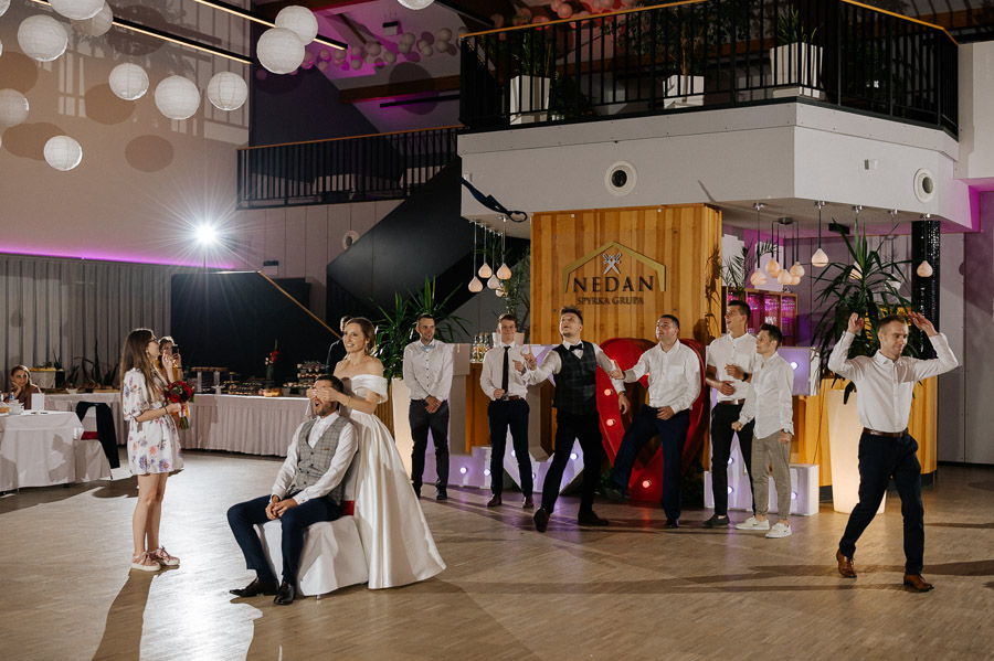 Oczepiny, Fotograf ślubny Kraków - Małopolska - Sfotografowani Marcin Pluta Oczepiny, Romantyczny reportaż ślubny, Fotografia ślubna Kraków - Małopolska