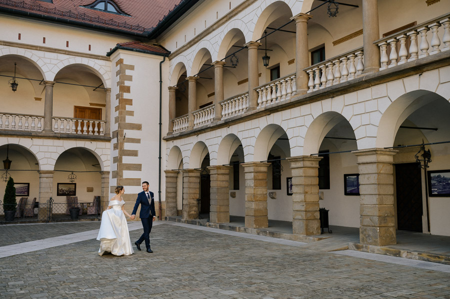 Zamek Królewski w Niepołomicach, Fotografia Ślubna Kraków - Małopolska - Sfotografowani Marcin Pluta Zamek Królewski w Niepołomicach, Wesele Kraków - Małopolska fotograf, Fotografia ślubna Kraków - Małopolska