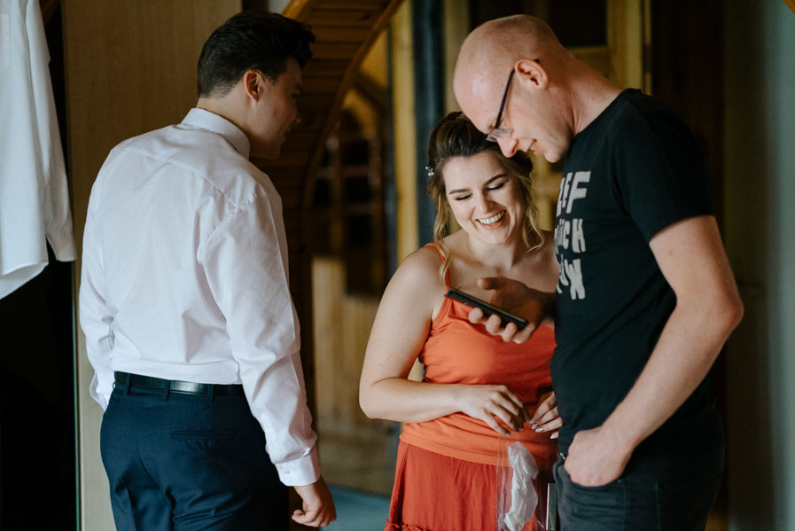 Fotograf ślubny Śląsk - Sfotografowani Marcin Pluta Życzenia w sms, Naturalny reportaż ślubny Śląsk, Naturalna fotografia ślubna