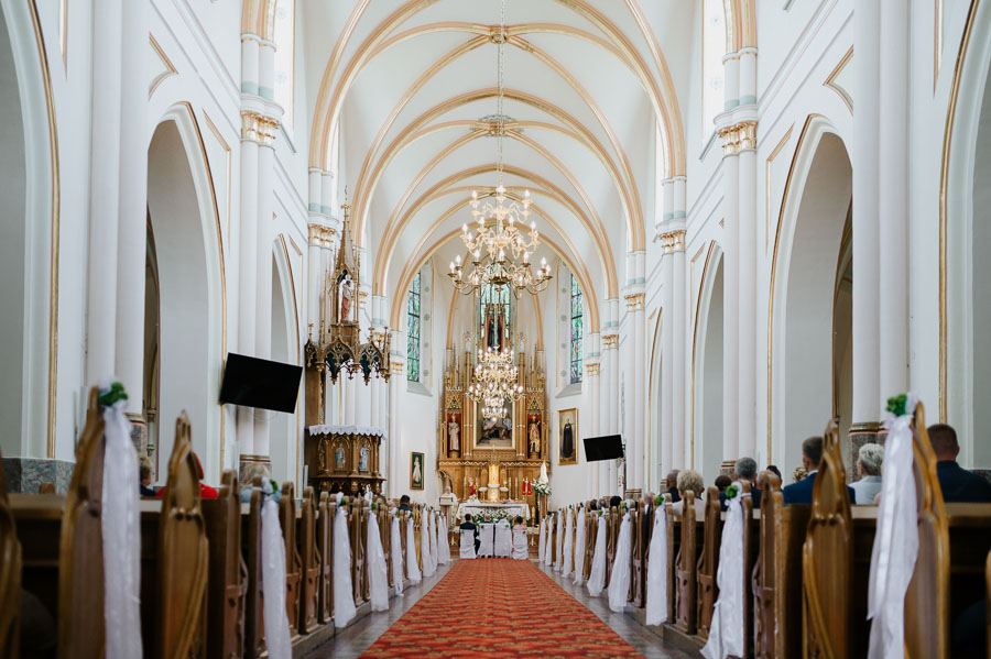 Fotograf ślubny Śląsk - Sfotografowani Marcin Pluta Parafia Rzymskokatolicka pw. św.Walentego w Konopiskach