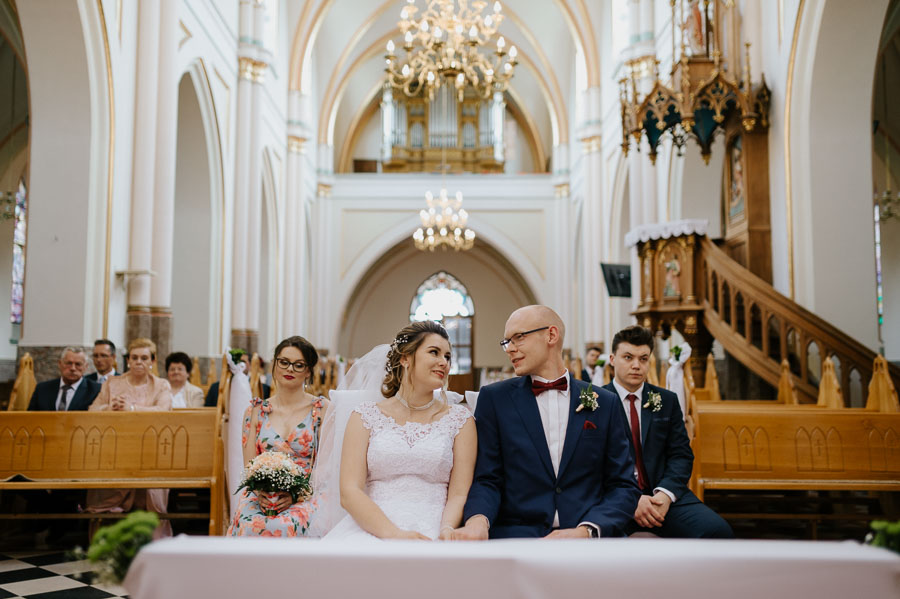 Fotograf ślubny Śląsk - Sfotografowani Marcin Pluta Parafia Rzymskokatolicka pw. św.Walentego w Konopiskach, Sala weselna, Zdjęcia ślubne Śląsk