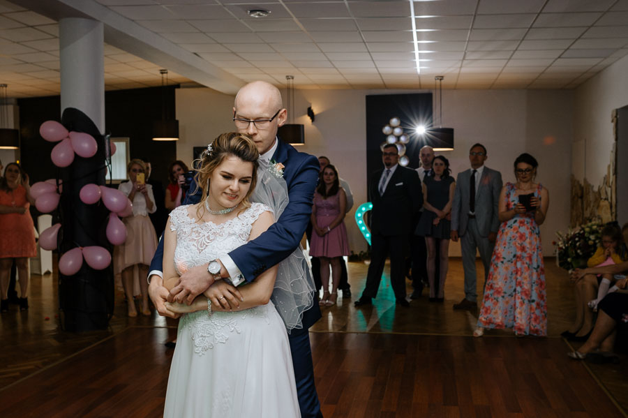 Fotograf ślubny Śląsk - Sfotografowani Marcin Pluta Pierwszy taniec Sala Bankietowa AS Hutki, Dobry fotograf na ślub, Wesele Śląsk