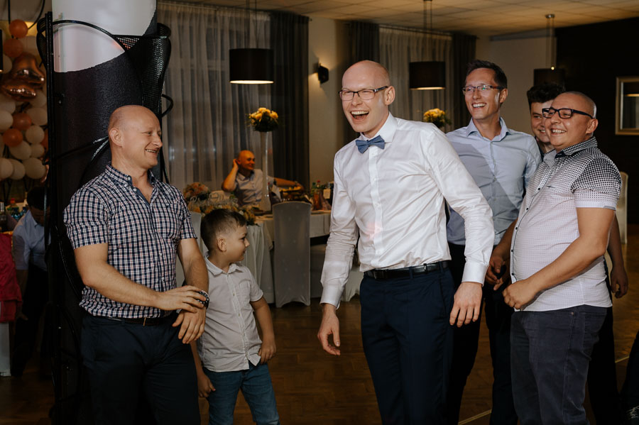 Fotografia Ślubna Śląsk - Sfotografowani Marcin Pluta Faceci na weselu, Fotografia ślubna Śląsk, Zdjęcia ślubne plenerowe